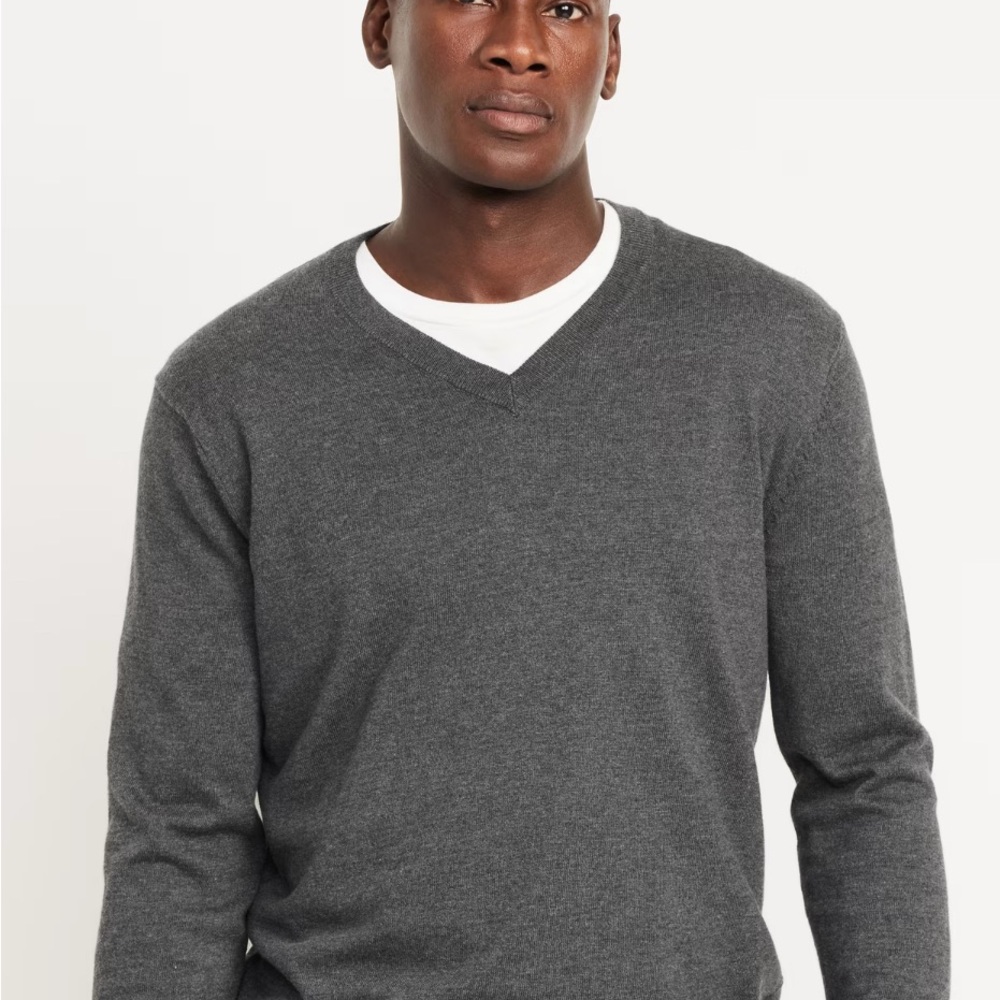 Lot of 5 - Old Navy V-Neck Sweater